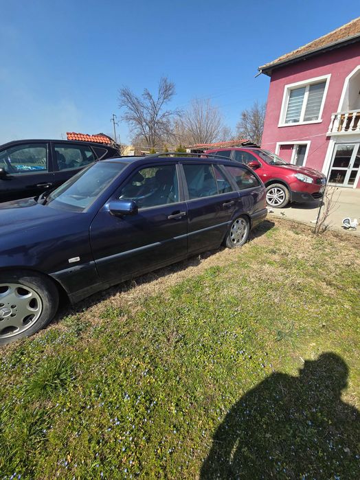 Mercedes c180 за части само цяло или за регистрация