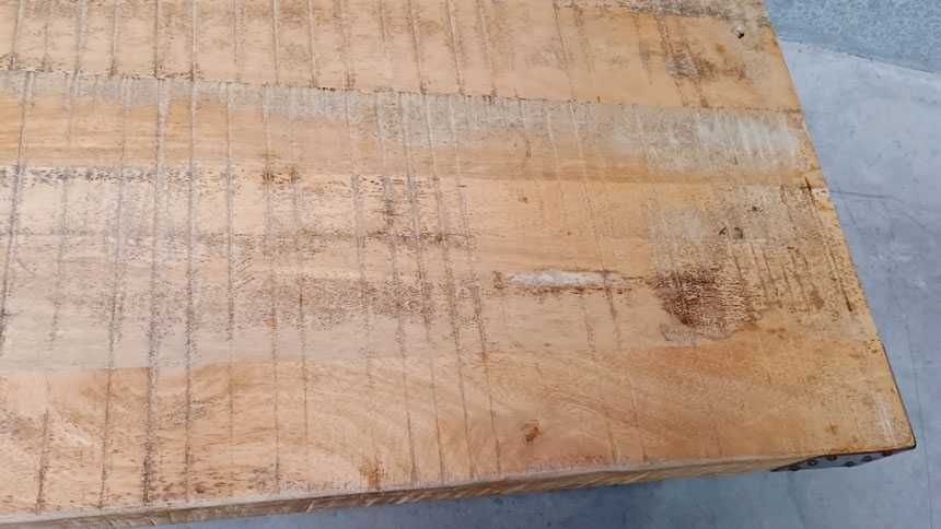 Стилизирана холна маса от мангово дърво