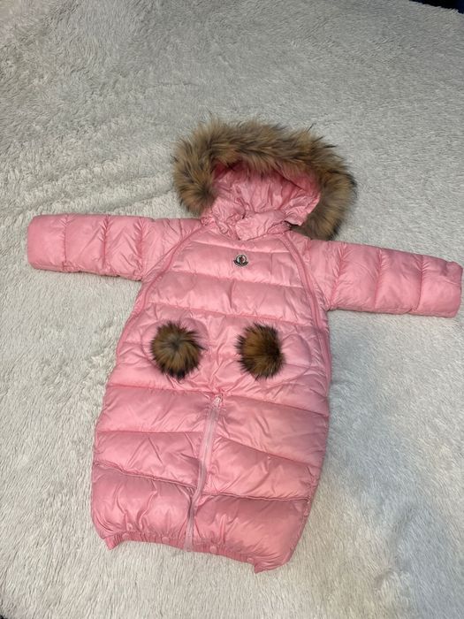 Продам теплый комбинезон трансформер для девочки!