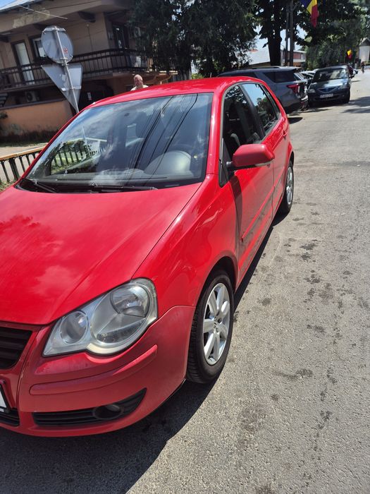 Vând Volkswagen Polo