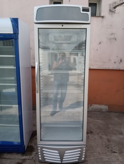 XXL огромна вертикална плюсова хладилна витрина 70 см широка  с 12 месеца гаранция!