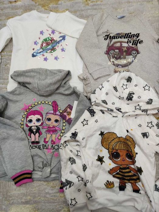 новый детский  свитер кофта