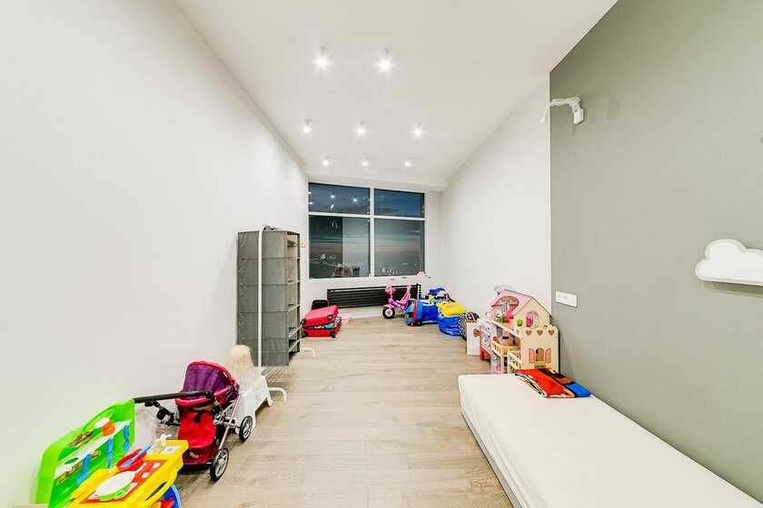 Сдаётся квартира с авторским ремонтом!