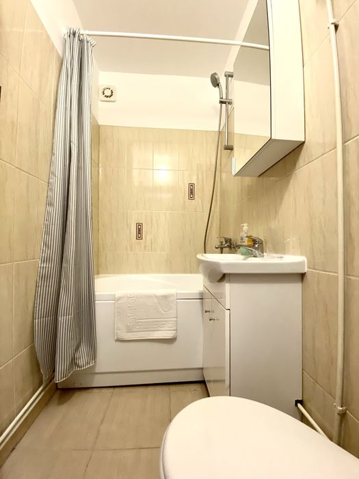 Apartament cu 2 camere de inchiriat (zona Judetean)