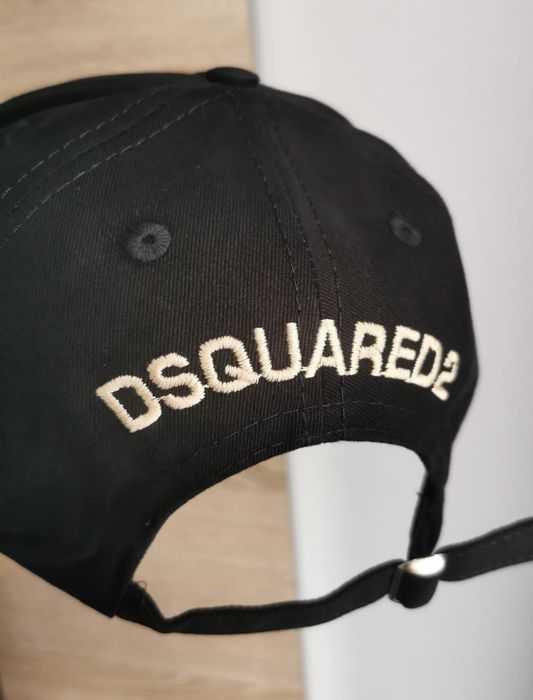 Șepci dsquared2 noi nefolosite poze reale