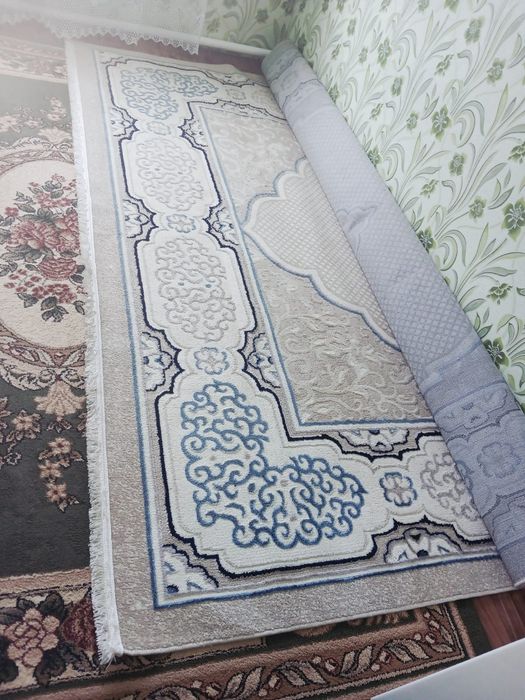 Продам ковёр в хорошем состоянии