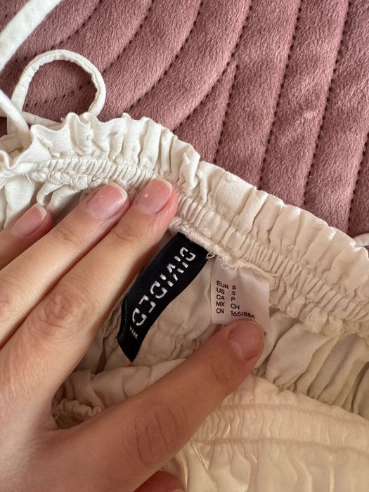 Бяла къса рокля H&M