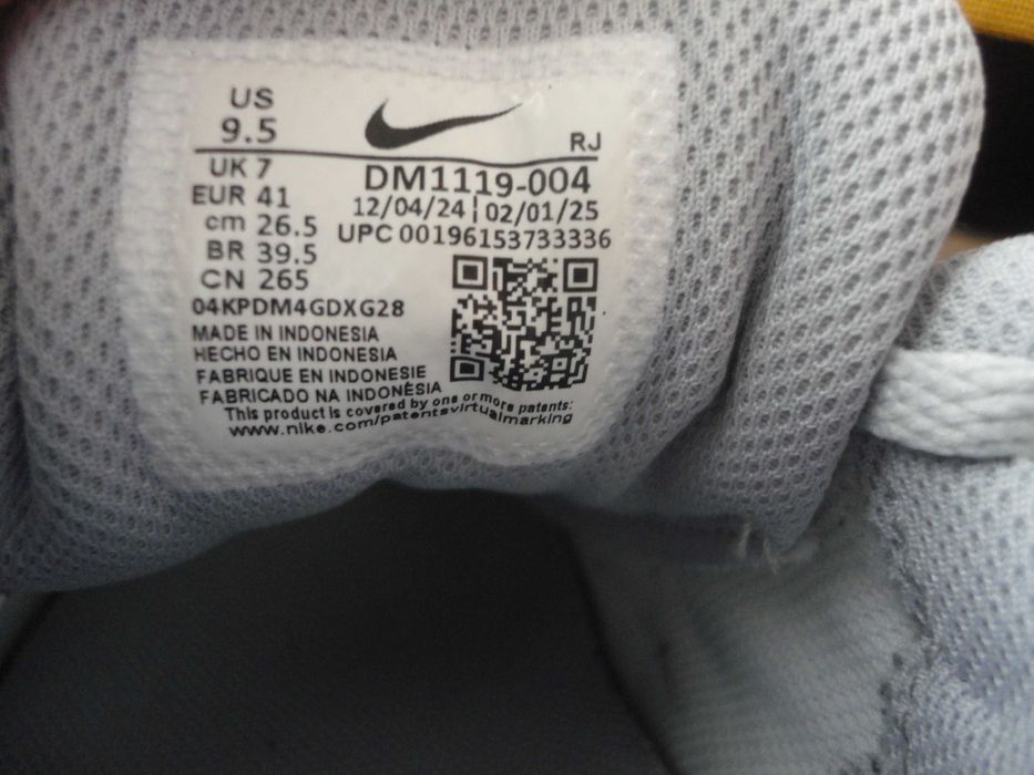 N41 Nike Legend Essential 3/дамски маратонки
