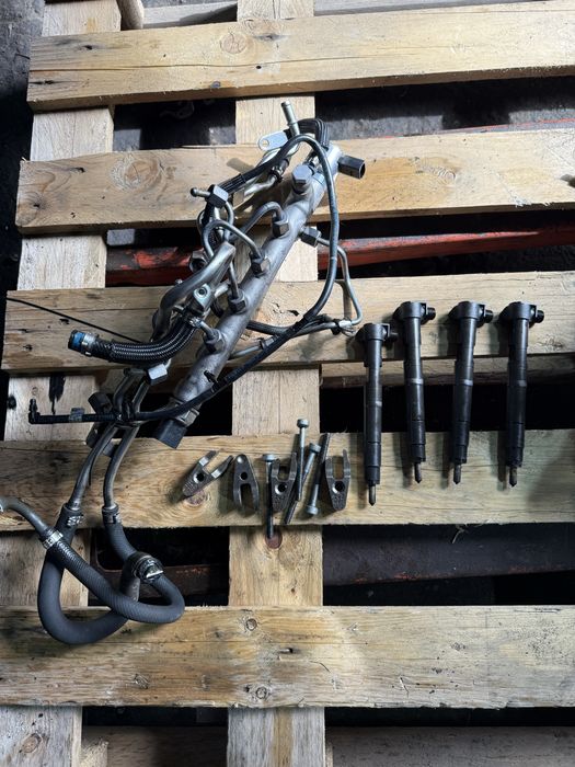 Части за mercedes C220 C250 E220 E250 дюзи , компресер ,EGR , bi tyrbo