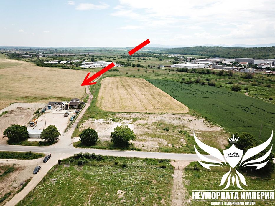 Под наем земя, парцел, паркинг 4320кв.м. в Асеновград, втора линия