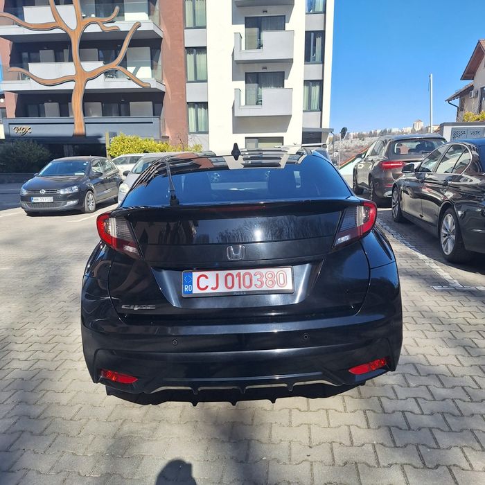 Vand Honda Civic hatchback 2015, RAR efectuat.