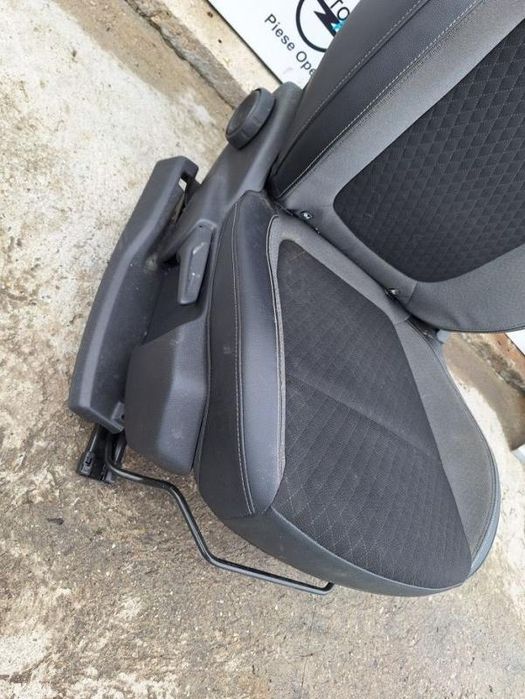 Scaun dreapta cu incalzire Opel Grandland