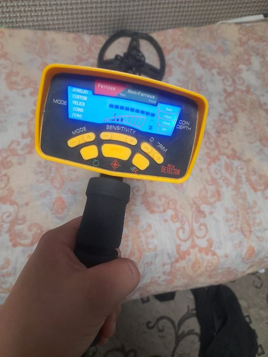 Продам металлоискатель