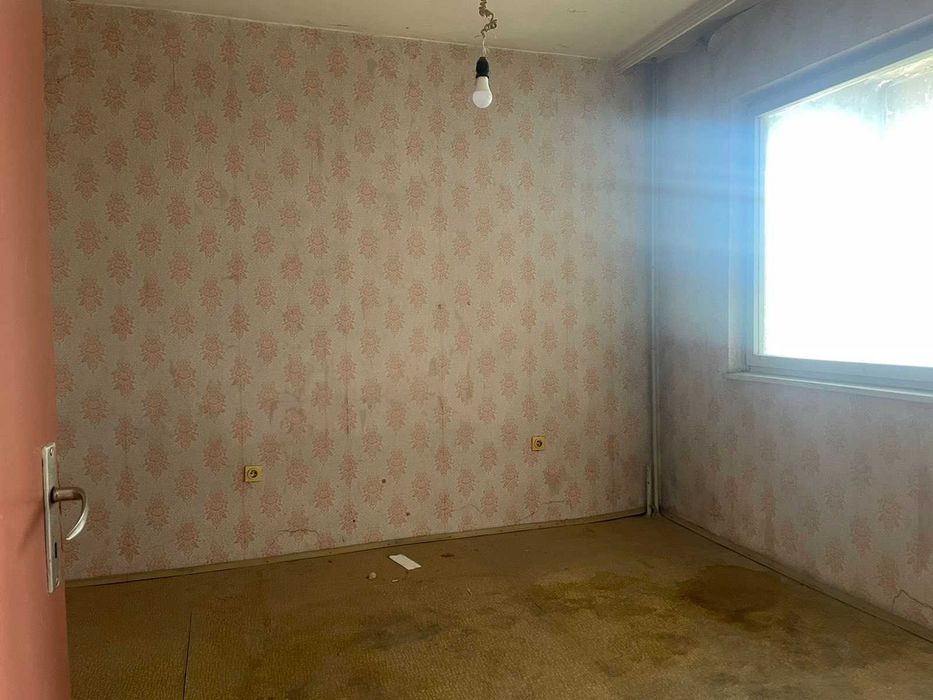 Продава се Тристаен апартамент в Пловдив, Въстанически - 98 кв.м за 1058 €/кв.м - Снимка #5