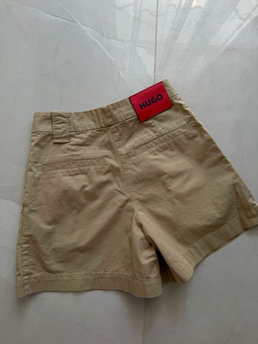 Дамски къси панталони Hugo