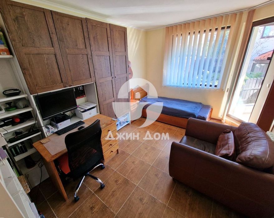 Продава се Тристаен апартамент в с. Кошарица, Област Бургас - 90 кв.м за 1045 €/кв.м - Снимка #6