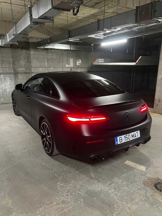 Mercedes e 53 AMG     83.000km  WDD2383611F091310