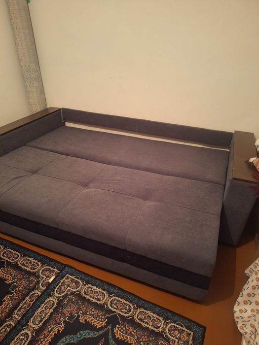 Продаю диван в хорошем состоянии