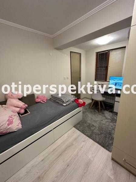 Продава се Многостаен апартамент в Пловдив, Кючук Париж - 130 кв.м за 1554 €/кв.м - Снимка #11
