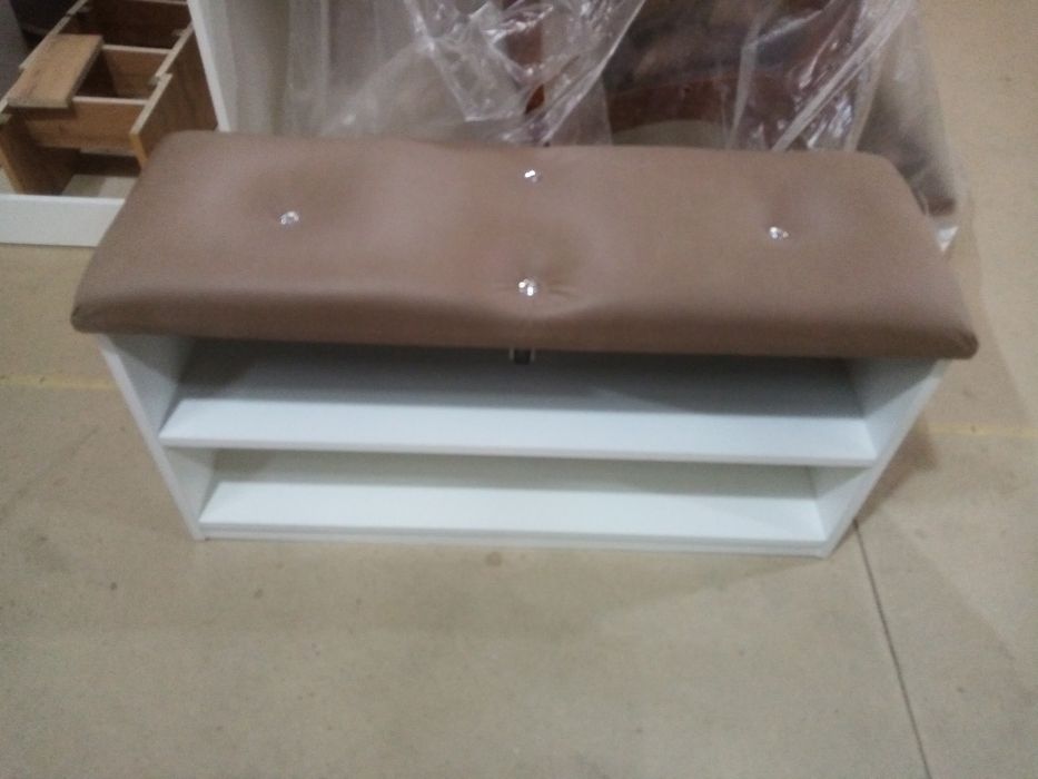 Продам новую обувницу!