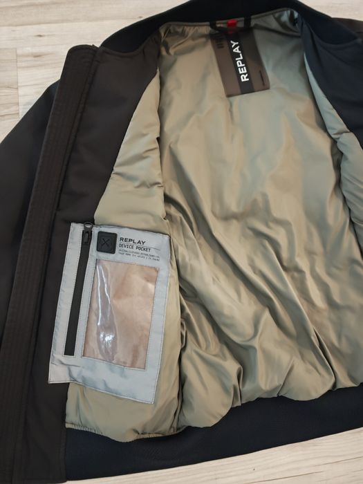 Бомбър яке Replay
