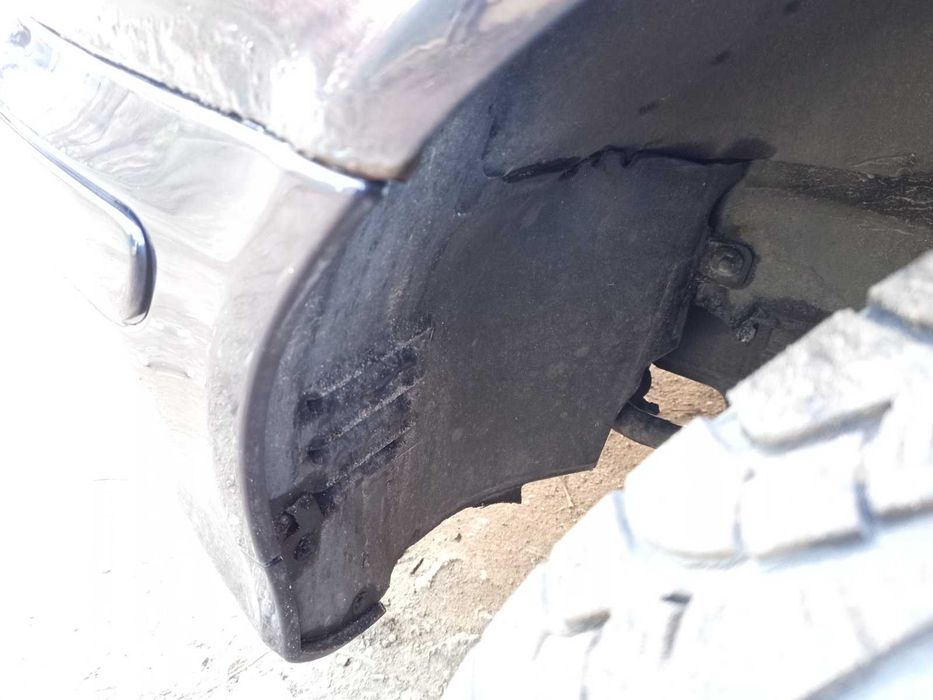 На части: MERCEDES CLK 230 197кс