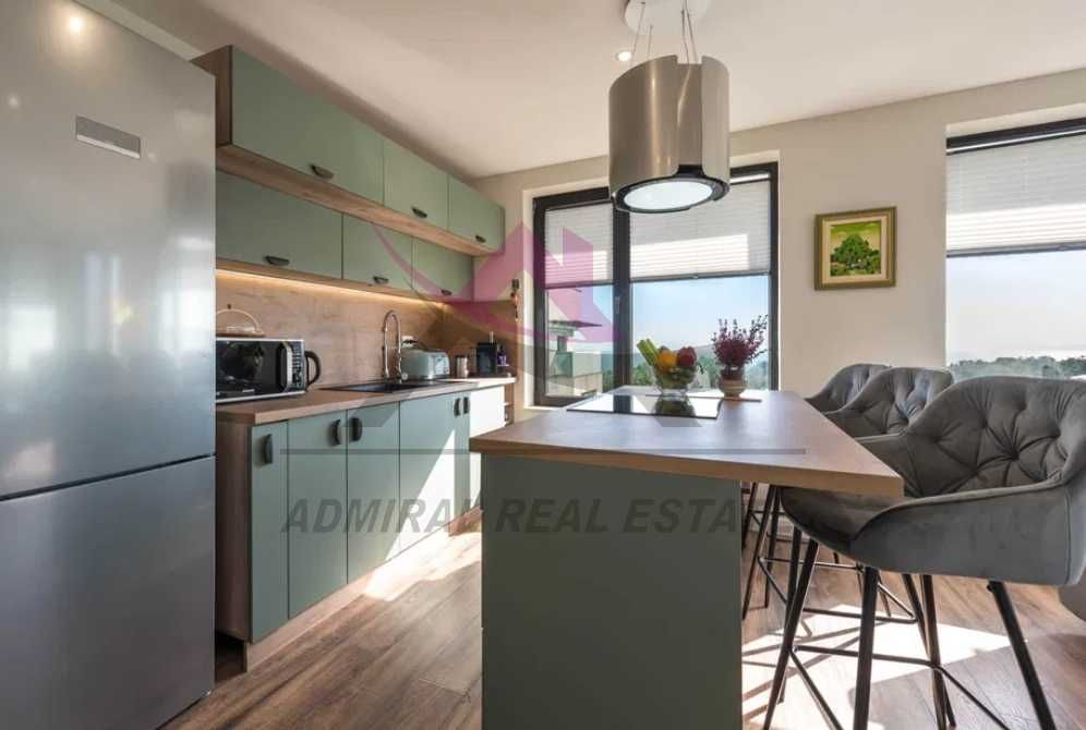 Продава се Тристаен апартамент в к.к. Св.Св. Константин и Елена - 102 кв.м за 3236 €/кв.м - Снимка #5