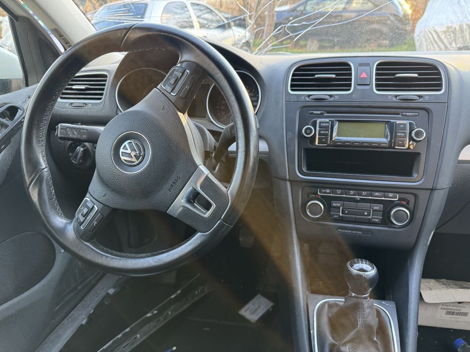 НА ЧАСТИ Golf 6 1.6lpg