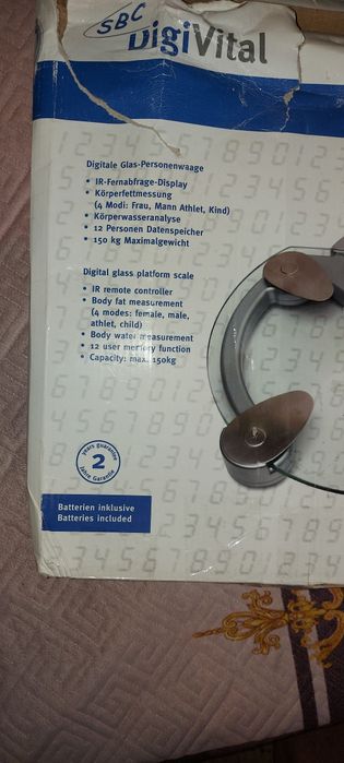 Vind sau schimb Cintar Electronic de picioare cu telecomanda