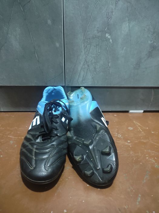 Nike butsi, tishli butsi