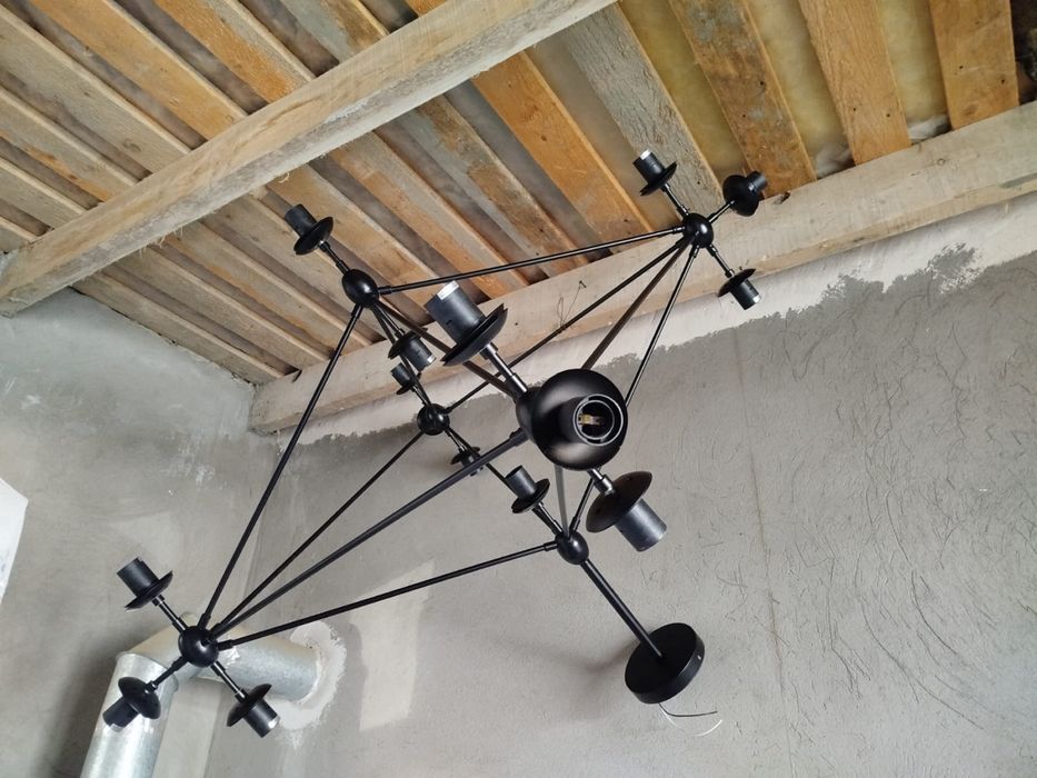 Продается люстра