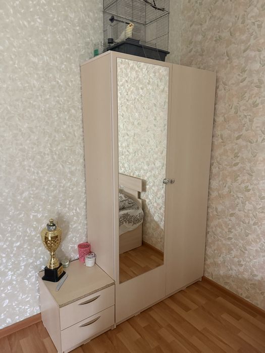 Шкаф в детскую комнату