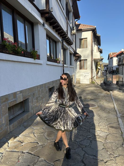 Рокли на Алеса и Авин