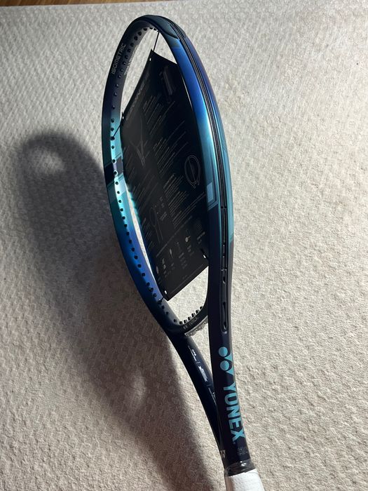 Racheta tenis YONEX semnata Simona Halep