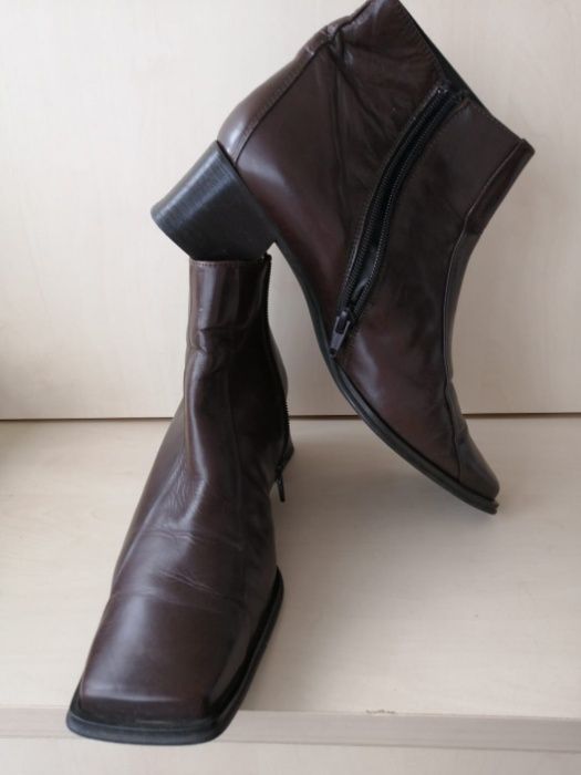 Vand ghete dama piele naturala maro, marime 37