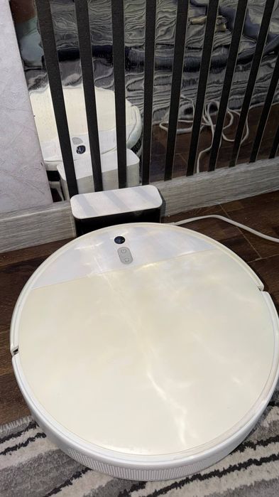 Робот пылесос MI