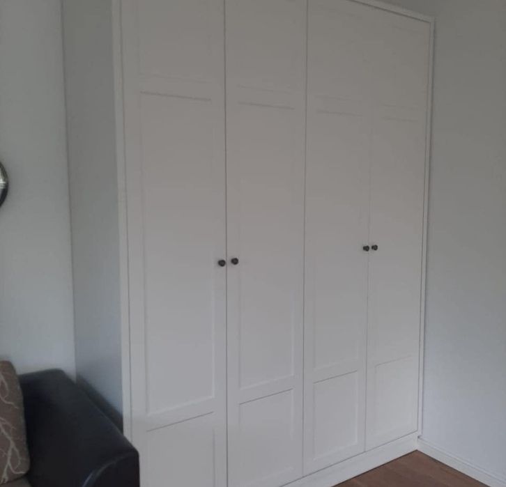 Шкаф на  заказ .