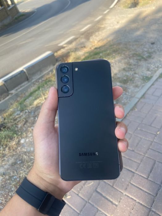 Samsung s22+ 128/8