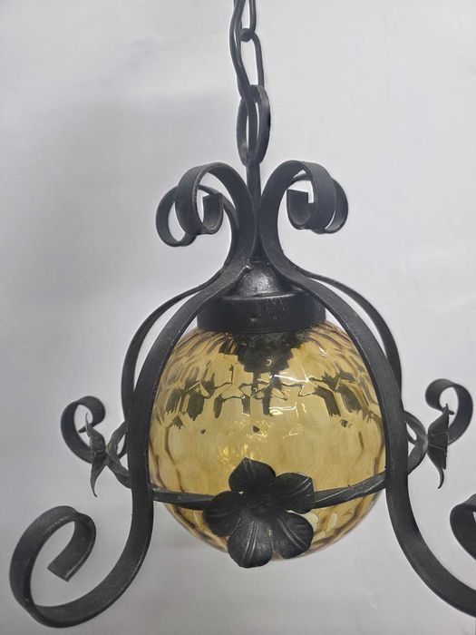 Полилей кованo желязо