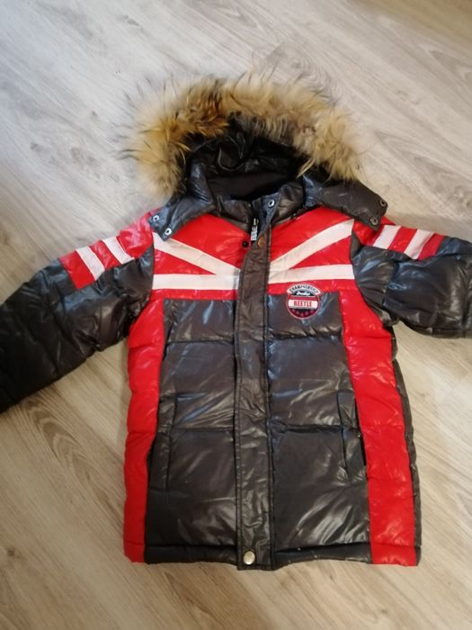 Продам куртки, комбез на мальчика.