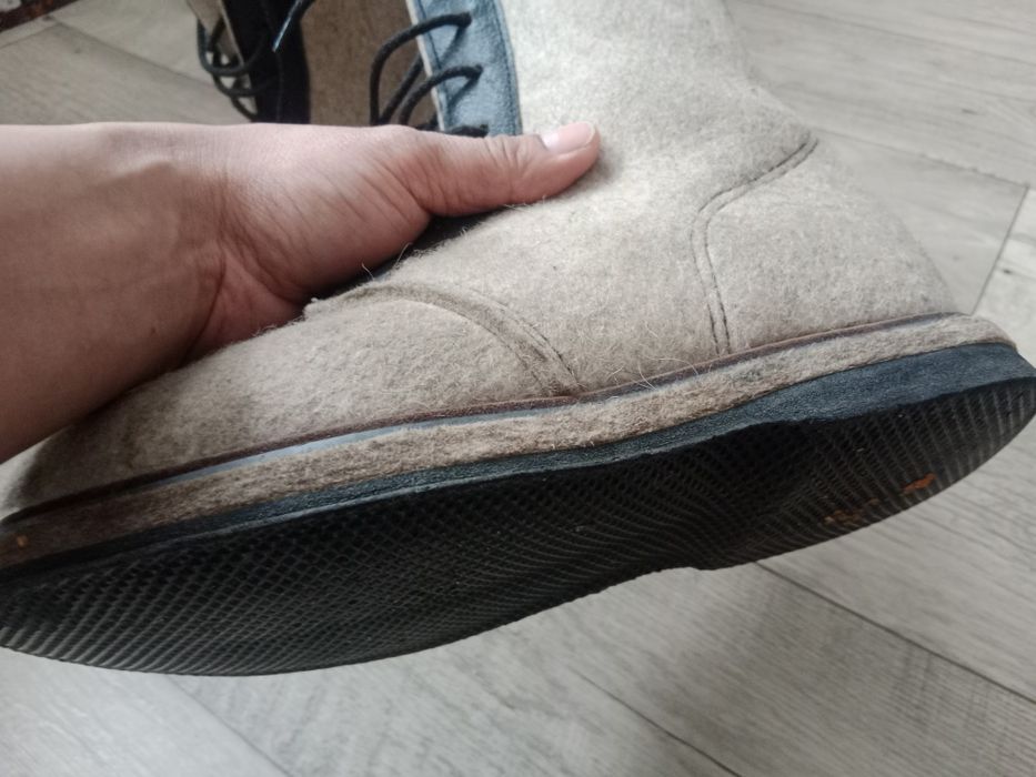 Продам зимнюю обувь