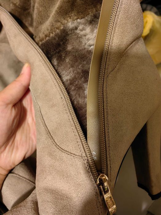 Ботфорты бежевые на каблуке