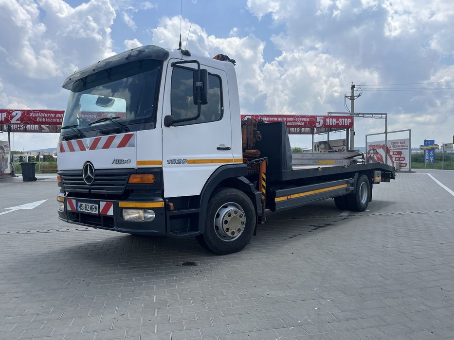 Autoplatforma-platforma utilaje cu macara Mercedes Atego 1528