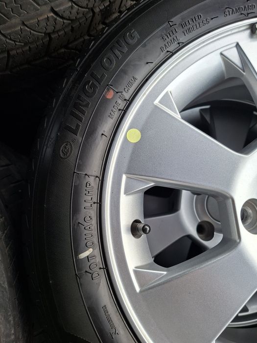 Jentra масло 460$ ком 4шт. Пробег 160 км  оргинал GM DAT