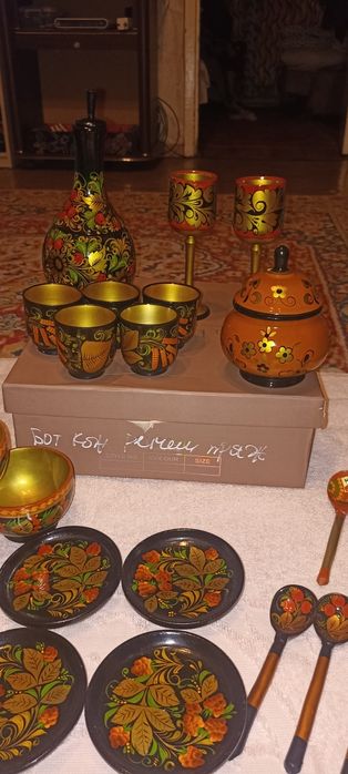 Продаю посуду Хохлома