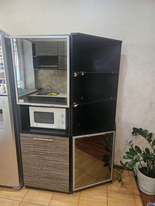 Продаем кухонный гарнитур