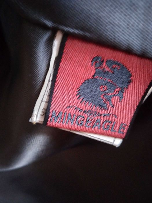 Спортно-елегантно кожено дамско палто .