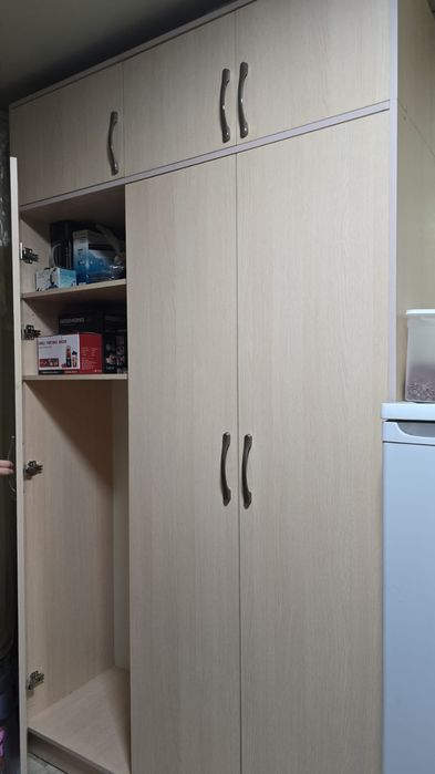 Шкаф для прихожей