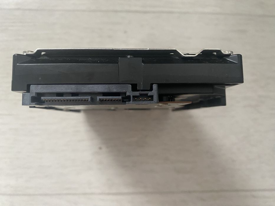 Жесткий диск 2тб