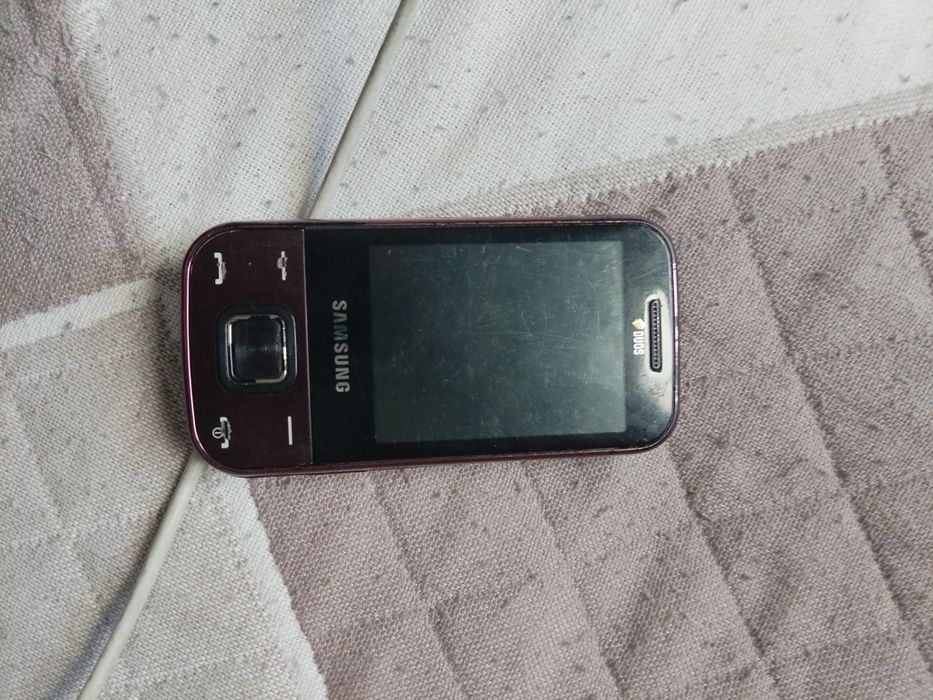 Продам слайдер самсунг но с минусом